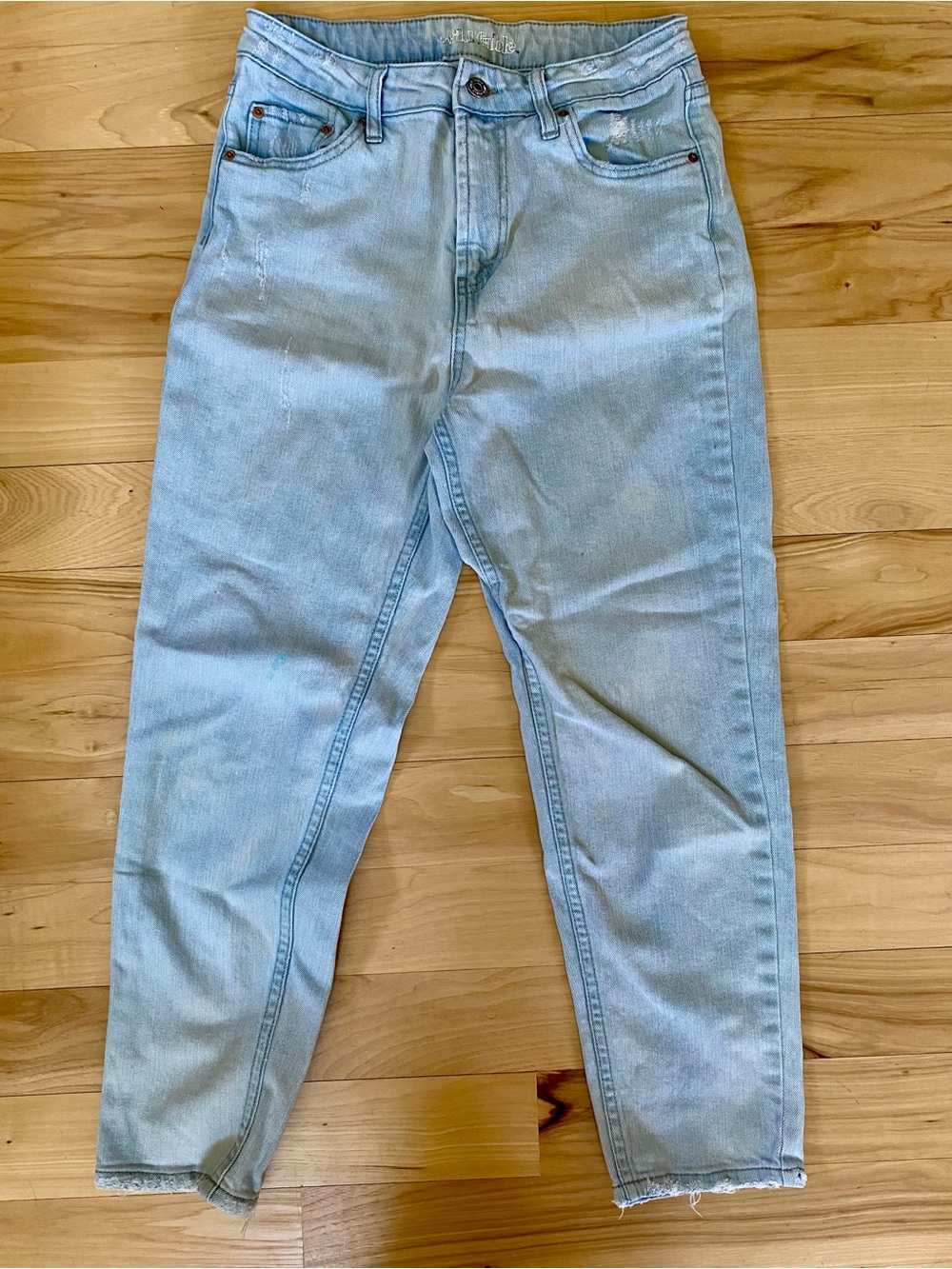 Wild Fable Jeans High Rise Mom Jeans Light Wash Size 4